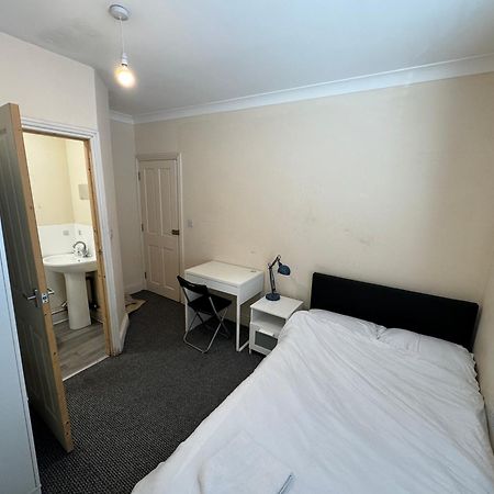 Room In Shared Property Central Brighton Exterior photo