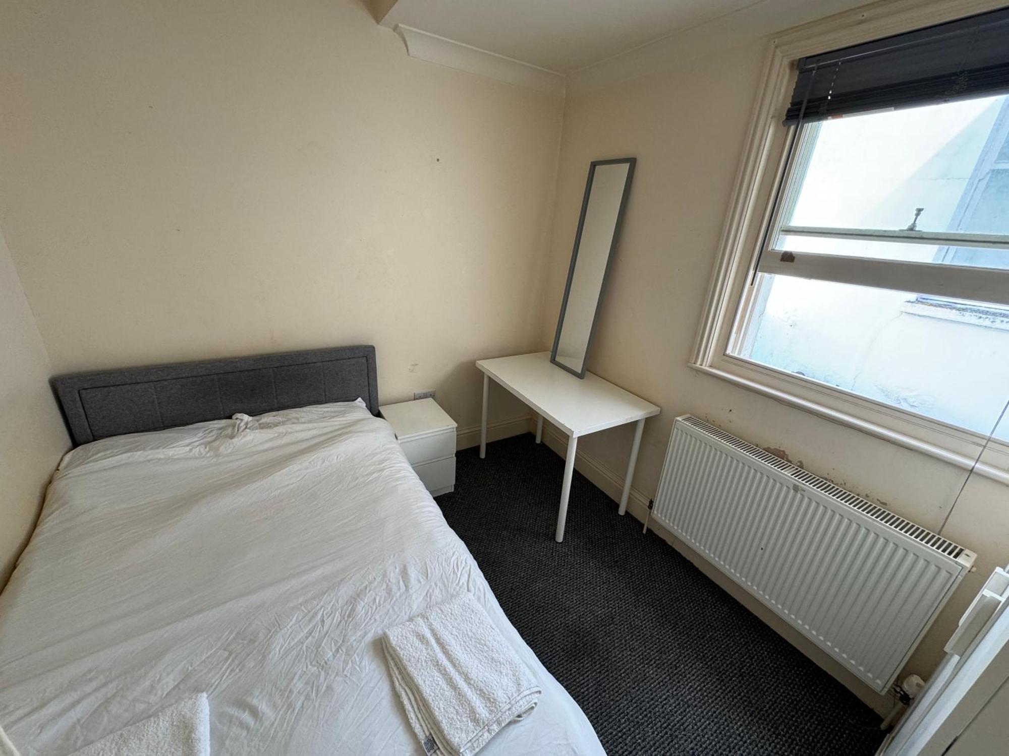 Room In Shared Property Central Brighton Exterior photo